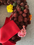 GUIRLANDA PINHA E FLORES 25CM